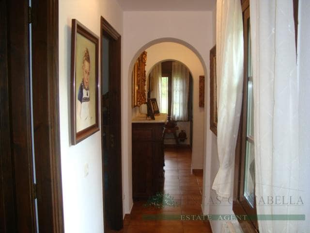 4 slaapkamer Huis te koop in Santa Cristina d'Aro met zwembad garage - € 1.350.000 (Ref: 10095512)