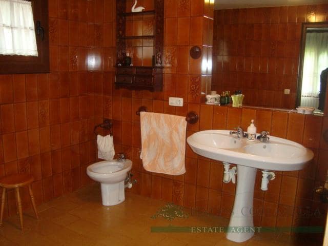 4 slaapkamer Huis te koop in Santa Cristina d'Aro met zwembad garage - € 1.350.000 (Ref: 10095512)