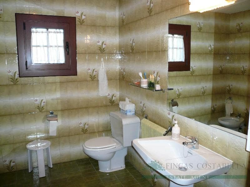 4 slaapkamer Huis te koop in Santa Cristina d'Aro met zwembad garage - € 1.350.000 (Ref: 10095512)