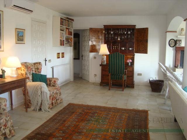 4 chambre Villa/Maison à vendre à Santa Cristina d'Aro avec piscine garage - 499 000 € (Ref: 10095516)