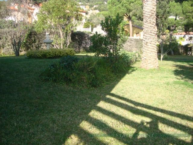 4 sypialnia Willa na sprzedaż w Santa Cristina d'Aro z basenem garażem - 499 000 € (Ref: 10095516)