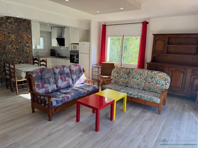 3 camera da letto Villa in vendita in Santa Cristina d'Aro con piscina garage - 330.000 € (Rif: 10095518)