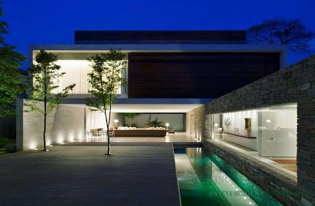 Chalet de 4 habitaciones en Platja d'Aro, Castell-Platja d'Aro en venta con piscina garaje - 450.000 € (Ref: 10095519)