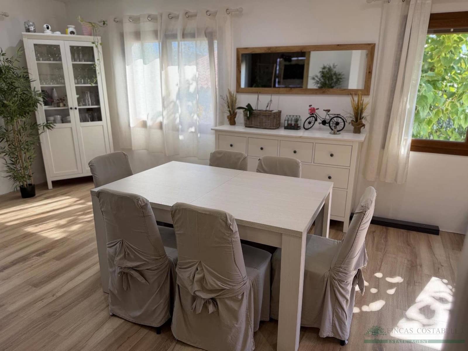 4 bedroom Villa for sale in Can Carbonell with pool garage - € 329,000 (Ref: 10162290)