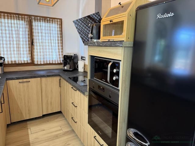 4 soverom Villa til salgs i Can Carbonell, Caldes de Malavella med svømmebasseng garasje - € 329 000 (Ref: 10162290)