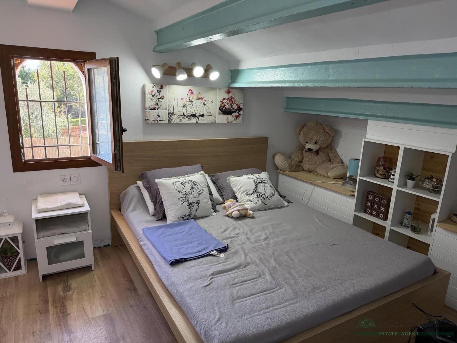 4 bedroom Villa for sale in Can Carbonell with pool garage - € 329,000 (Ref: 10162290)