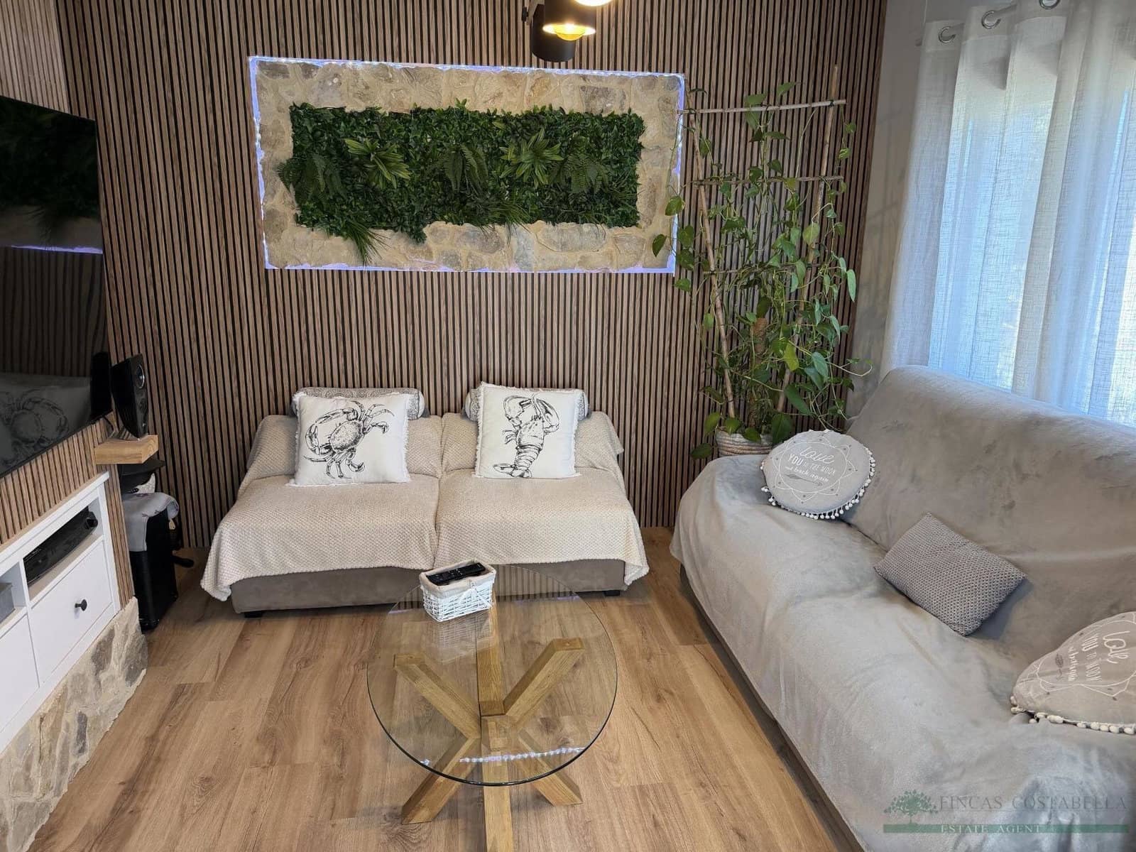 4 bedroom Villa for sale in Can Carbonell with pool garage - € 329,000 (Ref: 10162290)