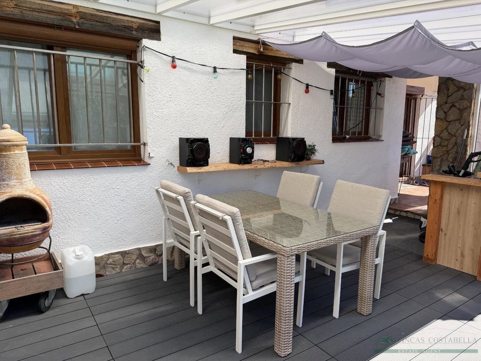 4 bedroom Villa for sale in Can Carbonell with pool garage - € 329,000 (Ref: 10162290)