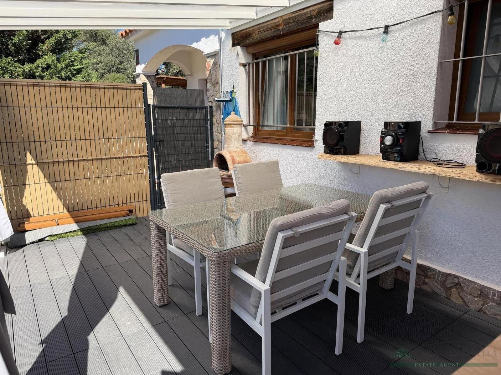 4 bedroom Villa for sale in Can Carbonell with pool garage - € 329,000 (Ref: 10162290)
