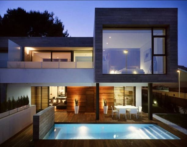 Chalet de 3 habitaciones en Platja d'Aro, Castell-Platja d'Aro en venta con piscina - 450.000 € (Ref: 2818600)