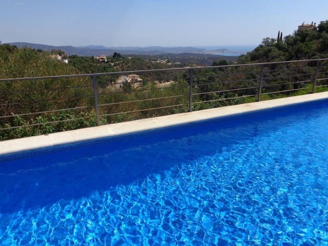3 slaapkamer Villa te koop in Platja d'Aro, Castell-Platja d'Aro met zwembad - € 978.000 (Ref: 4725528)