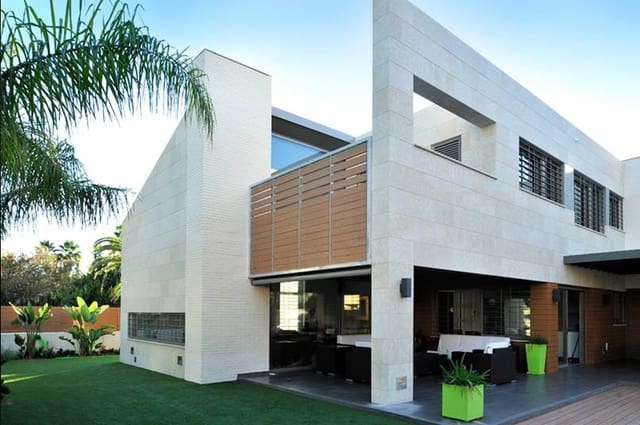 3 soveværelse Villa til salg i Platja d'Aro, Castell-Platja d'Aro - € 390.000 (Ref: 4725552)