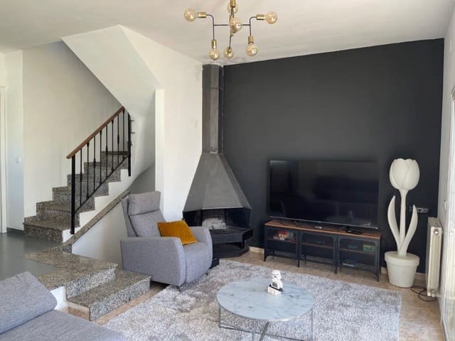 3 makuuhuone Rivitalo vuokrattavana paikassa Castell-Platja d'Aro mukana uima-altaan - 6 215 € (Ref: 7271071)