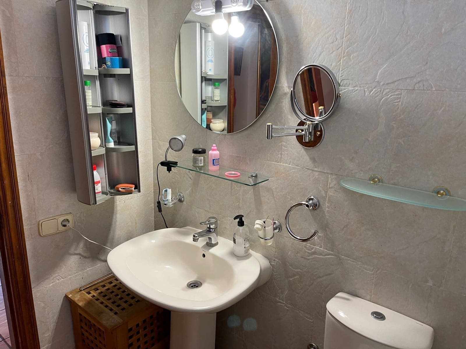 4 makuuhuone Huvila myytävänä paikassa Santa Cristina d'Aro mukana uima-altaan 
autotalli - 489 000 € (Ref: 7290471)