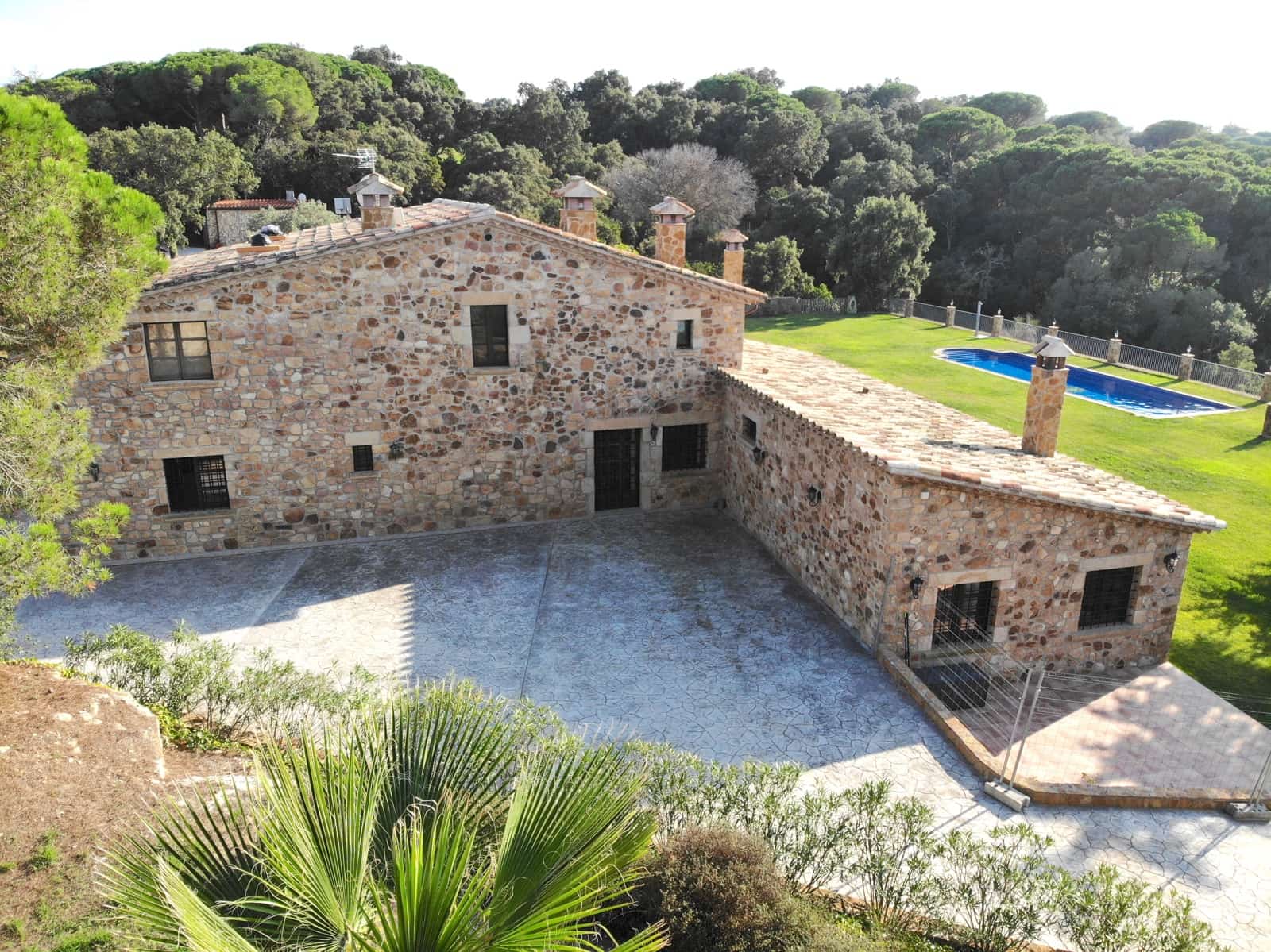 5 soveværelse Finca/Landehus til salg i Santa Cristina d'Aro med swimmingpool - € 2.250.000 (Ref: 7801203)