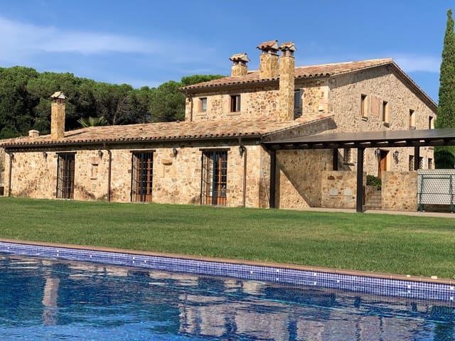 5 slaapkamer Finca/Landhuis te koop in Platja d'Aro, Castell-Platja d'Aro met zwembad - € 2.250.000 (Ref: 7801203)