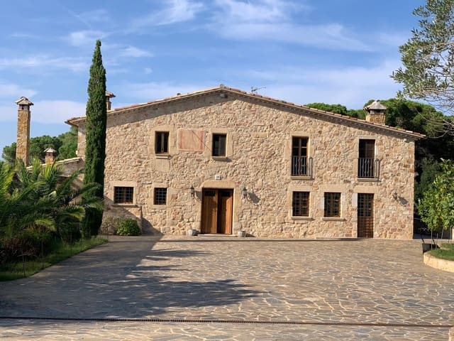 5 slaapkamer Finca/Landhuis te koop in Platja d'Aro, Castell-Platja d'Aro met zwembad - € 2.250.000 (Ref: 7801203)