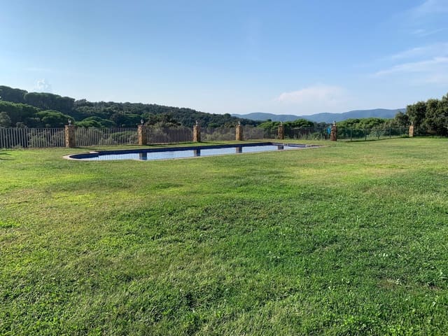 5 slaapkamer Finca/Landhuis te koop in Platja d'Aro, Castell-Platja d'Aro met zwembad - € 2.250.000 (Ref: 7801203)