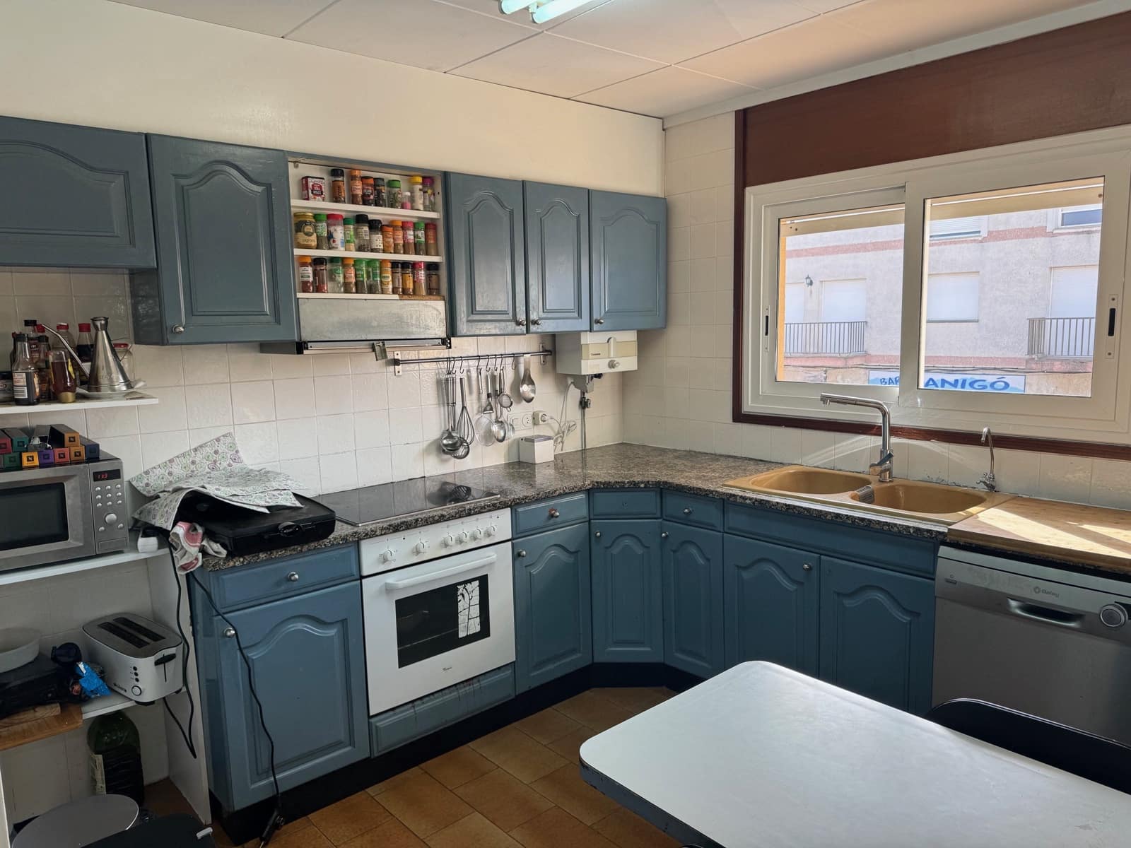 8 slaapkamer Finca/Landhuis te koop in Llagostera - € 450.000 (Ref: 8153081)