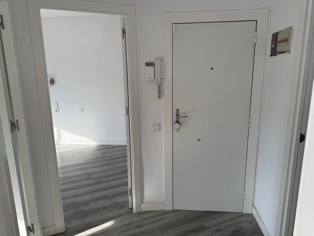 2 soveværelse Lejlighed til salg i Sant Feliu de Guíxols - € 150.000 (Ref: 9130216)