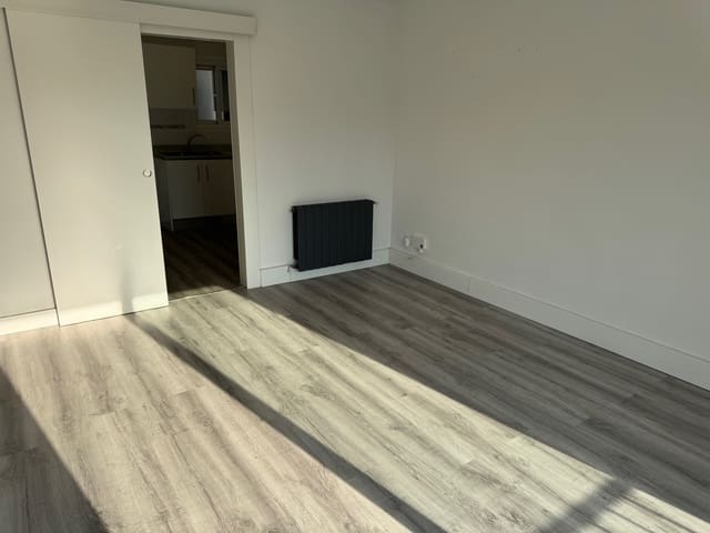 2 soveværelse Lejlighed til salg i Sant Feliu de Guíxols - € 150.000 (Ref: 9130216)