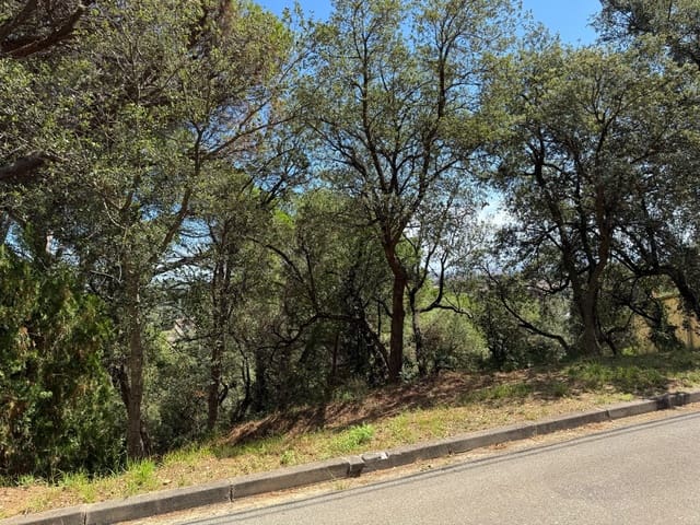 Rakentamaton maa myytävänä paikassa Calonge i Sant Antoni - 132 000 € (Ref: 9228095)