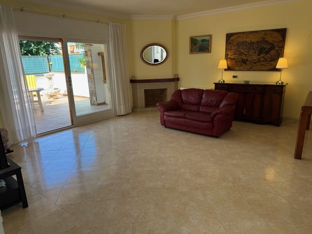 5 quarto Casa em Banda para venda em Platja d'Aro, Castell-Platja d'Aro com piscina - 495 000 € (Ref: 9253931)