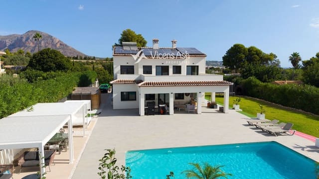 6 bedroom Townhouse for sale in Partides comunes - Adsubia, Javea / Xàbia with pool - € 1,395,000 (Ref: 10014146)
