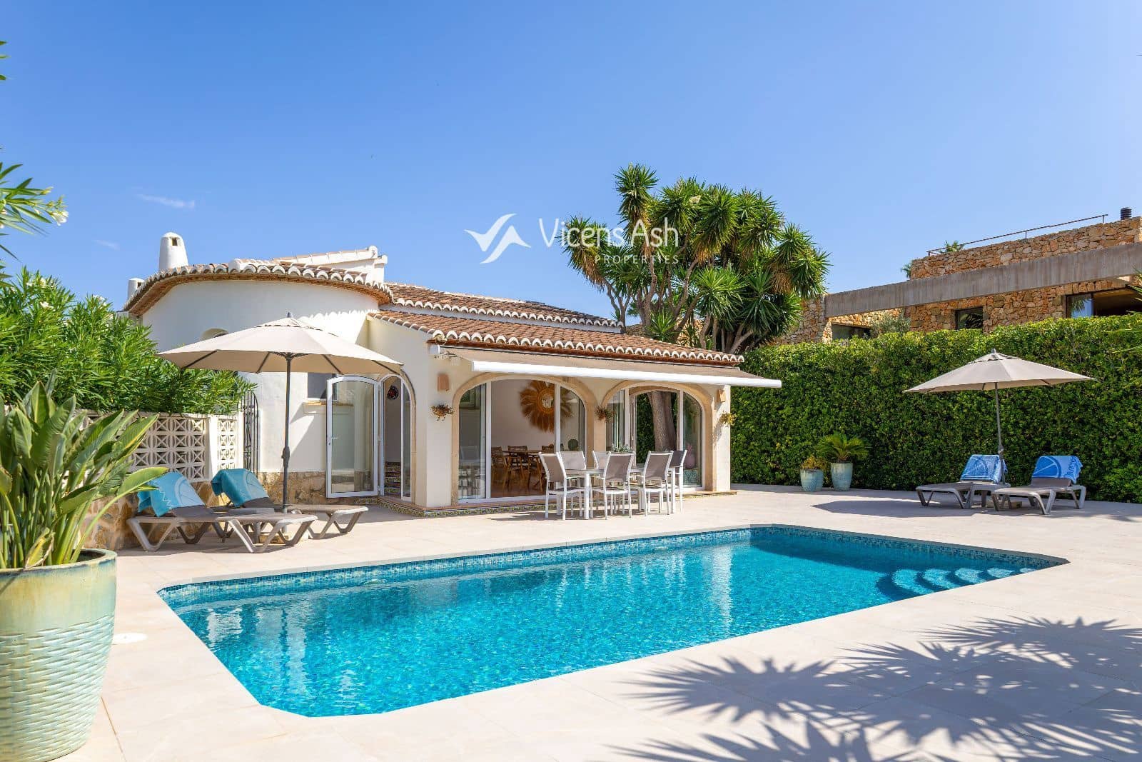 3 soveværelse Byhus til salg i Javea / Xabia med swimmingpool garage - € 695.000 (Ref: 10021569)