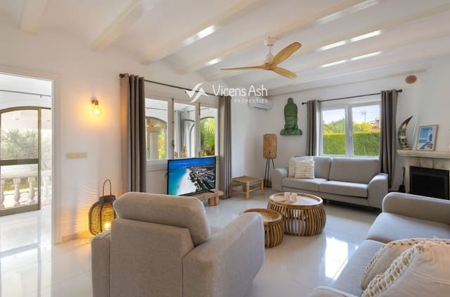 3 soverom Hus til salgs i Cap Martí - El Tossalet - Pinomar, Javea / Xàbia med svømmebasseng garasje - € 695 000 (Ref: 10021569)