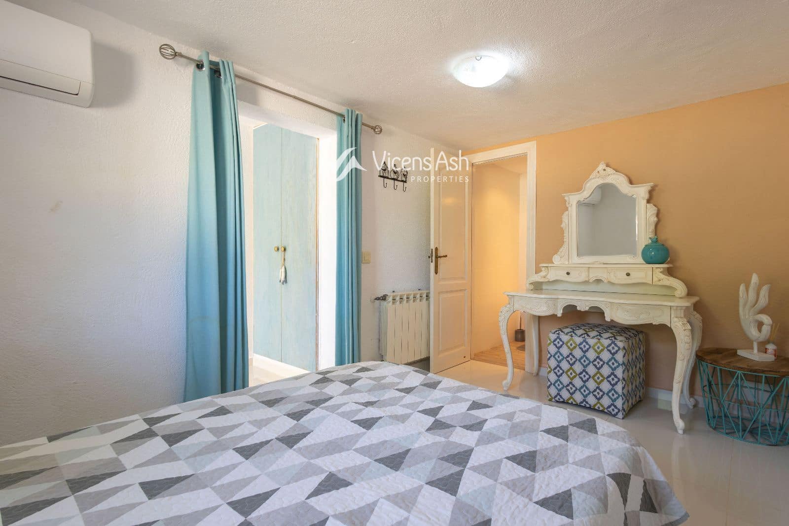 3 soveværelse Byhus til salg i Javea / Xabia med swimmingpool garage - € 695.000 (Ref: 10021569)