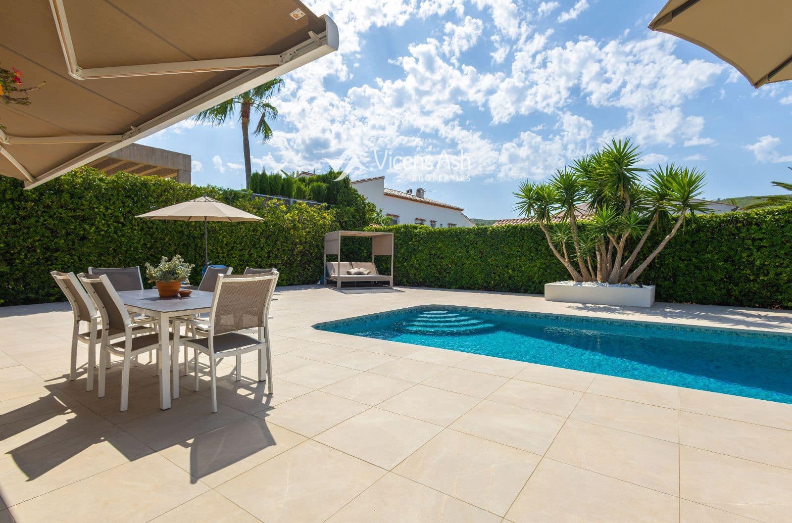 3 soveværelse Byhus til salg i Javea / Xabia med swimmingpool garage - € 695.000 (Ref: 10021569)