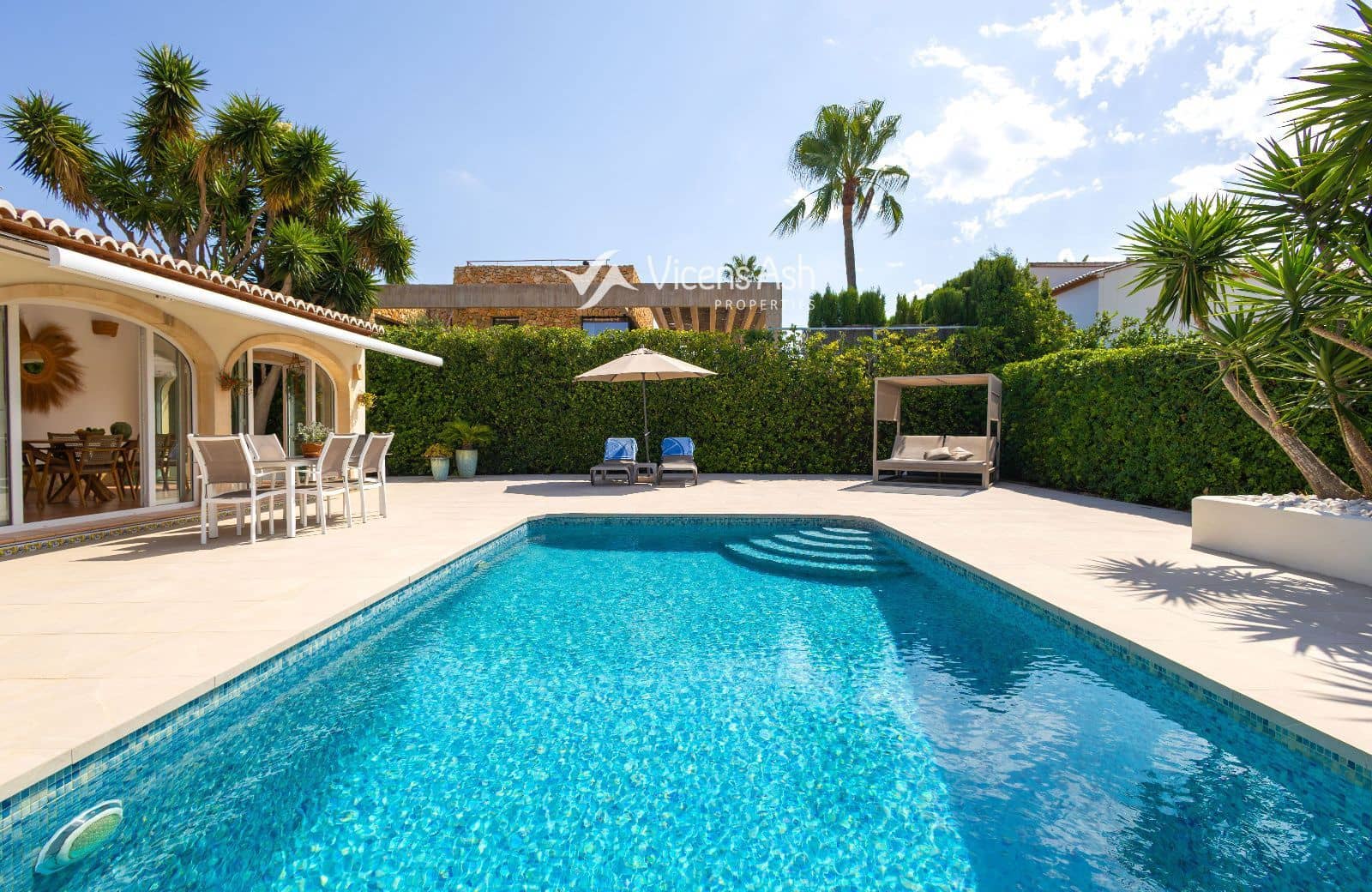 3 soveværelse Byhus til salg i Javea / Xabia med swimmingpool garage - € 695.000 (Ref: 10021569)