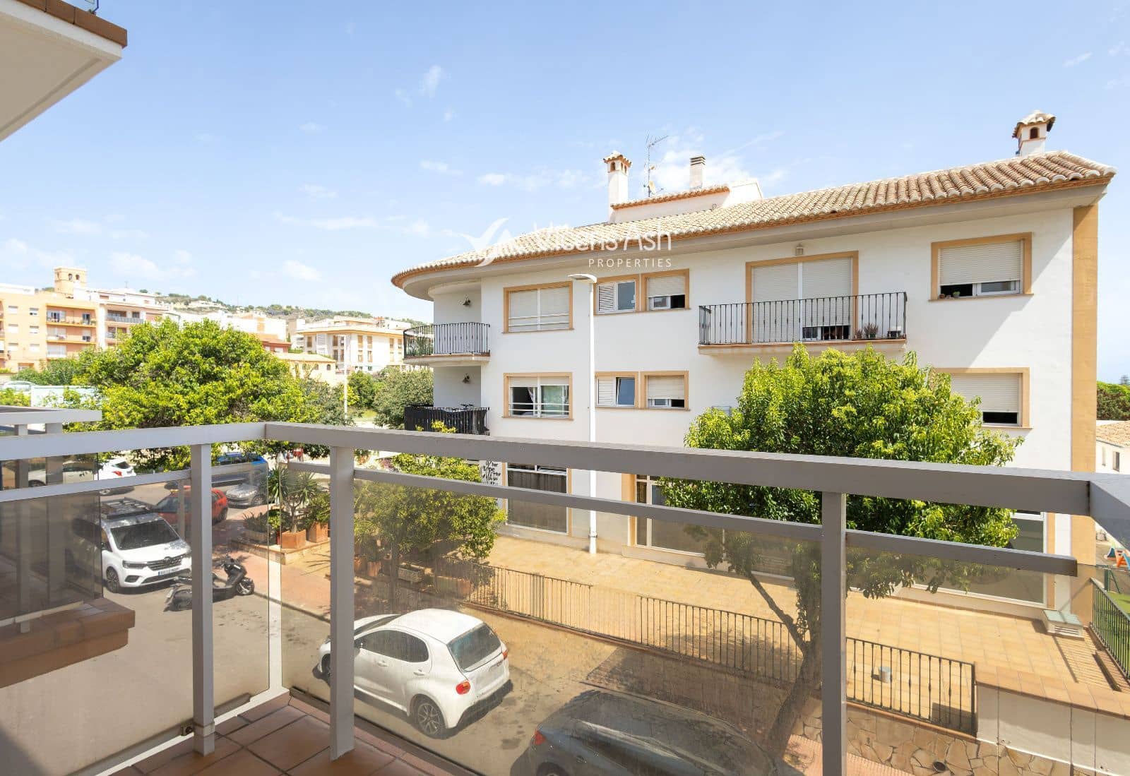 3 slaapkamer Flat te koop in Javea / Xabia met garage - € 285.000 (Ref: 10048361)