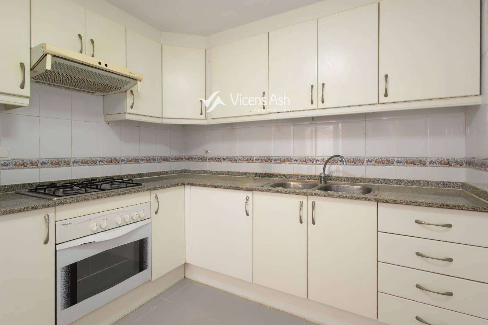 3 slaapkamer Flat te koop in Javea / Xabia met garage - € 285.000 (Ref: 10048361)
