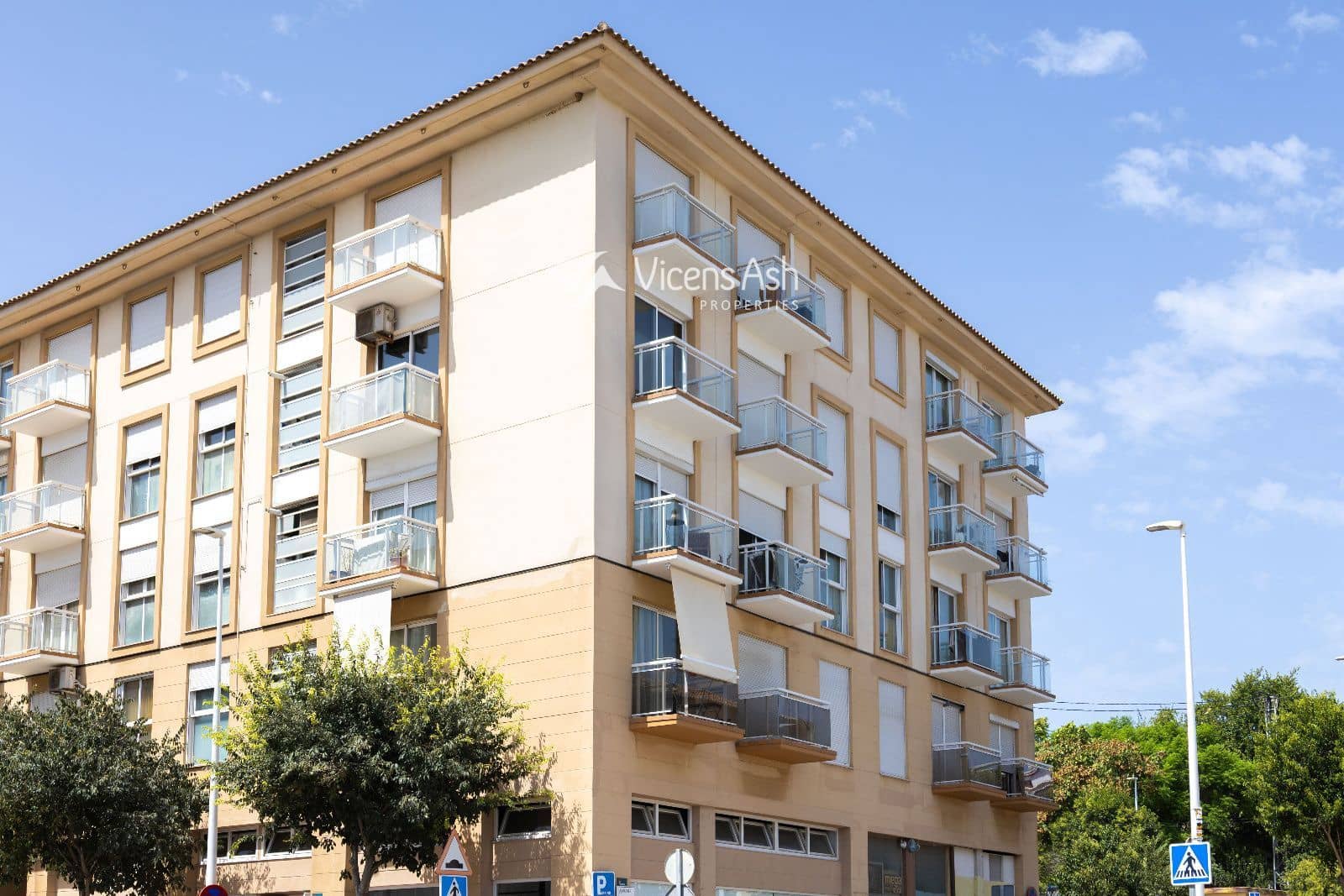 3 slaapkamer Flat te koop in Javea / Xabia met garage - € 285.000 (Ref: 10048361)