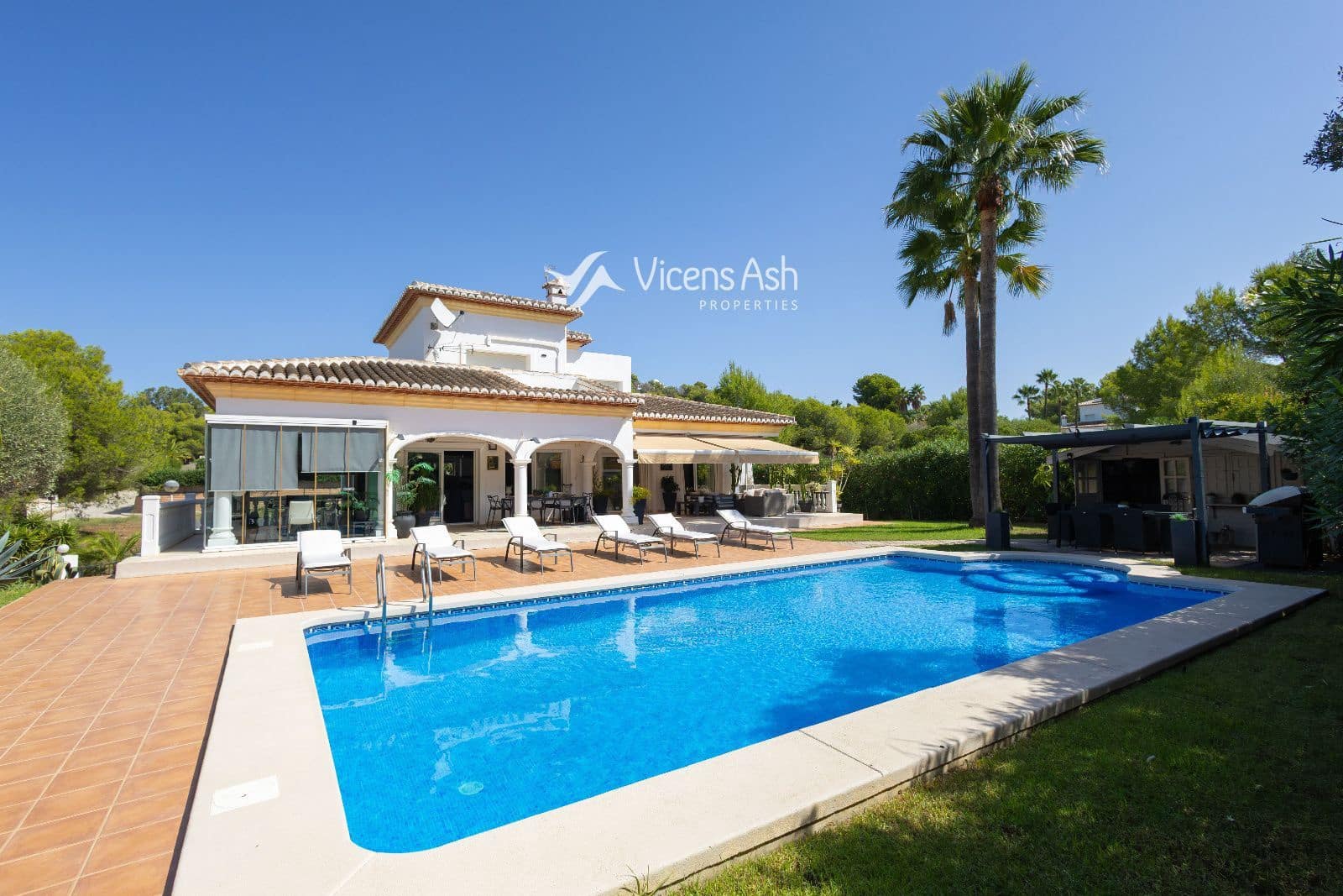3 slaapkamer Villa te koop in Javea / Xabia met zwembad garage - € 950.000 (Ref: 10048465)
