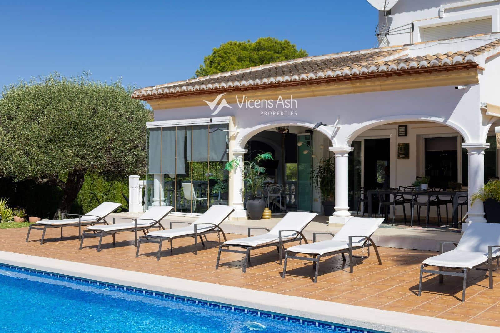 3 slaapkamer Villa te koop in Javea / Xabia met zwembad garage - € 950.000 (Ref: 10048465)