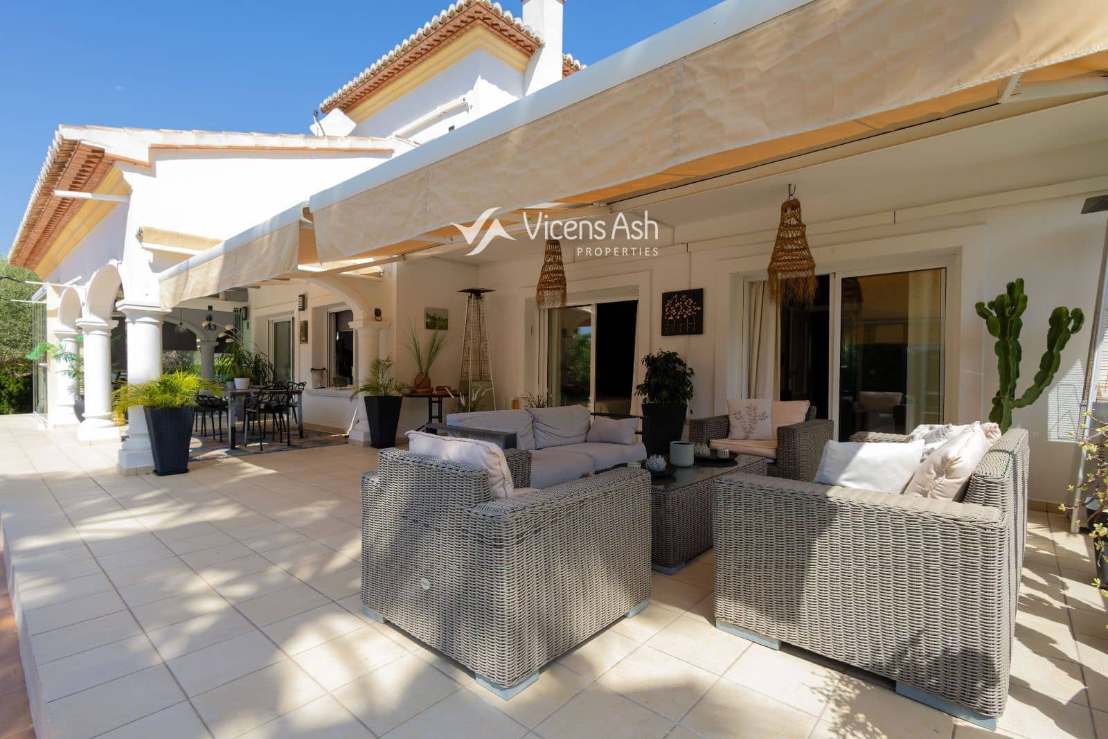 3 slaapkamer Villa te koop in Javea / Xabia met zwembad garage - € 950.000 (Ref: 10048465)