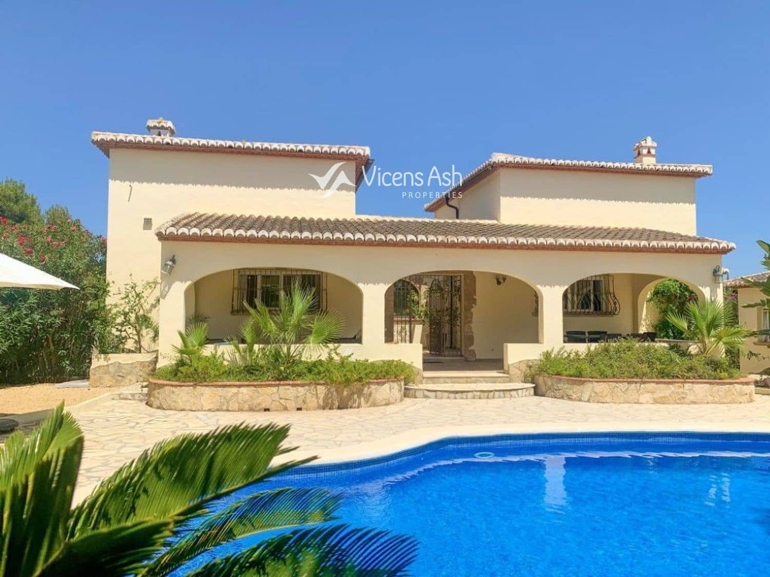 4 sovrum Villa till salu i Javea / Xabia med pool - 795 000 € (Ref: 10062801)