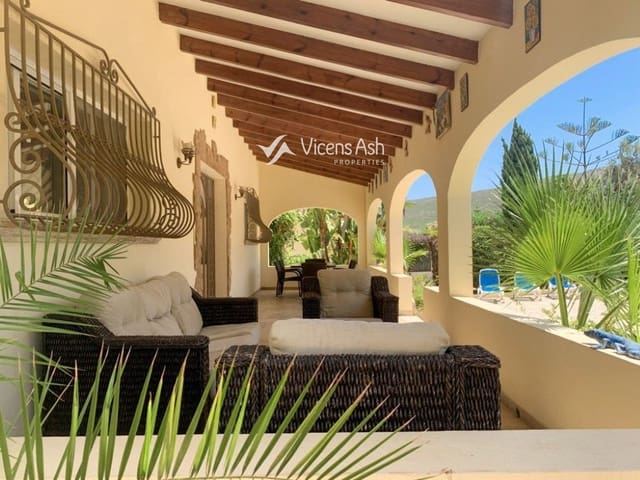 4 sovrum Villa till salu i Partides comunes - Adsubia, Javea / Xàbia med pool - 795 000 € (Ref: 10062801)