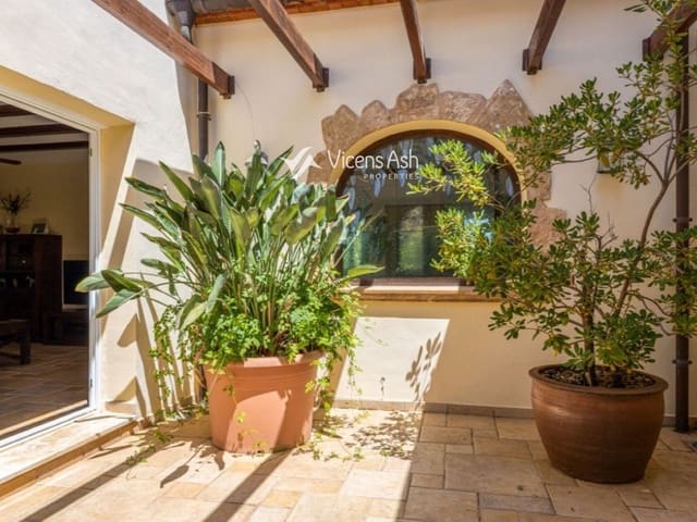 4 sovrum Villa till salu i Partides comunes - Adsubia, Javea / Xàbia med pool - 795 000 € (Ref: 10062801)