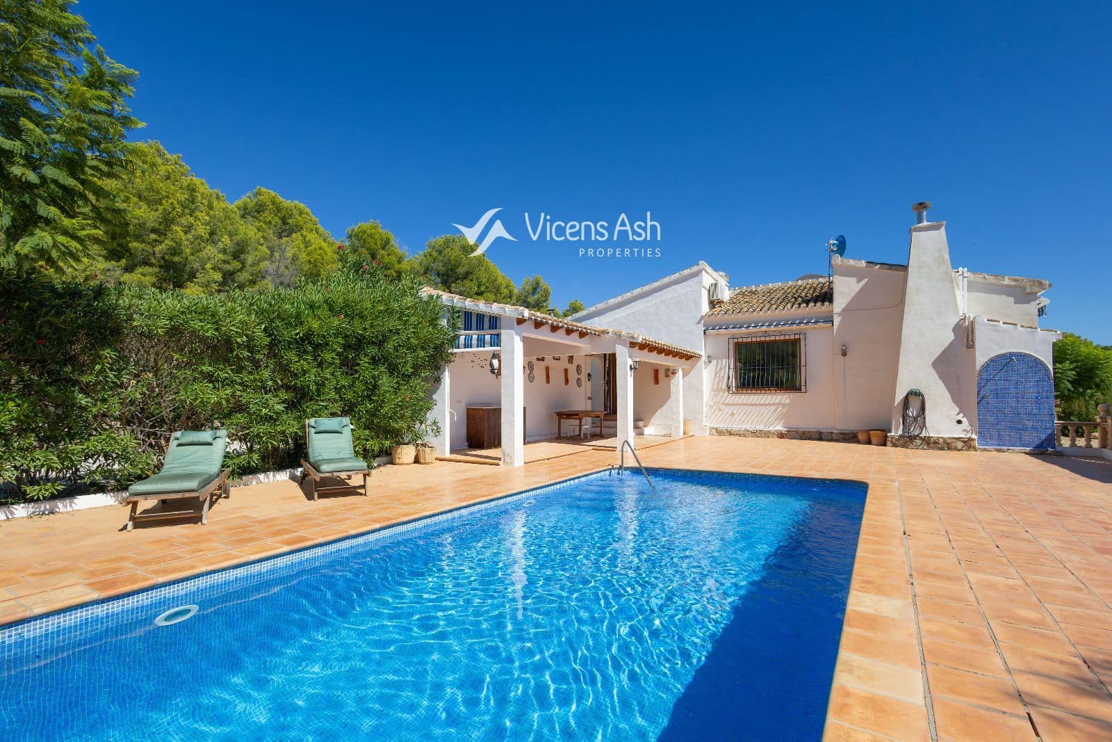 4 slaapkamer Villa te koop in Javea / Xabia met zwembad - € 1.100.000 (Ref: 10082082)