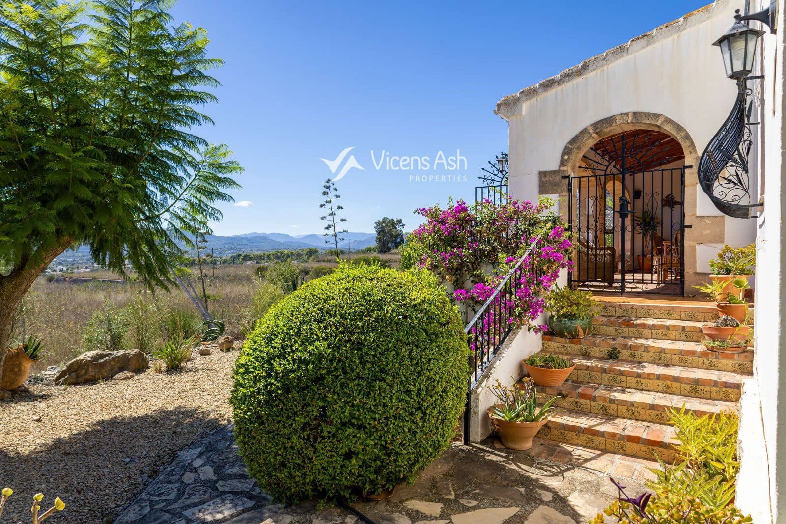 4 slaapkamer Villa te koop in Javea / Xabia met zwembad - € 1.100.000 (Ref: 10082082)