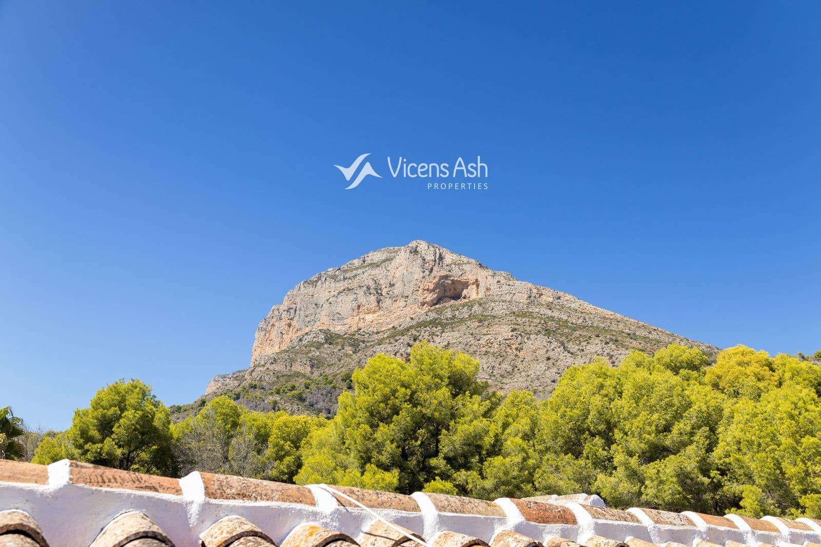 4 slaapkamer Villa te koop in Javea / Xabia met zwembad - € 1.100.000 (Ref: 10082082)
