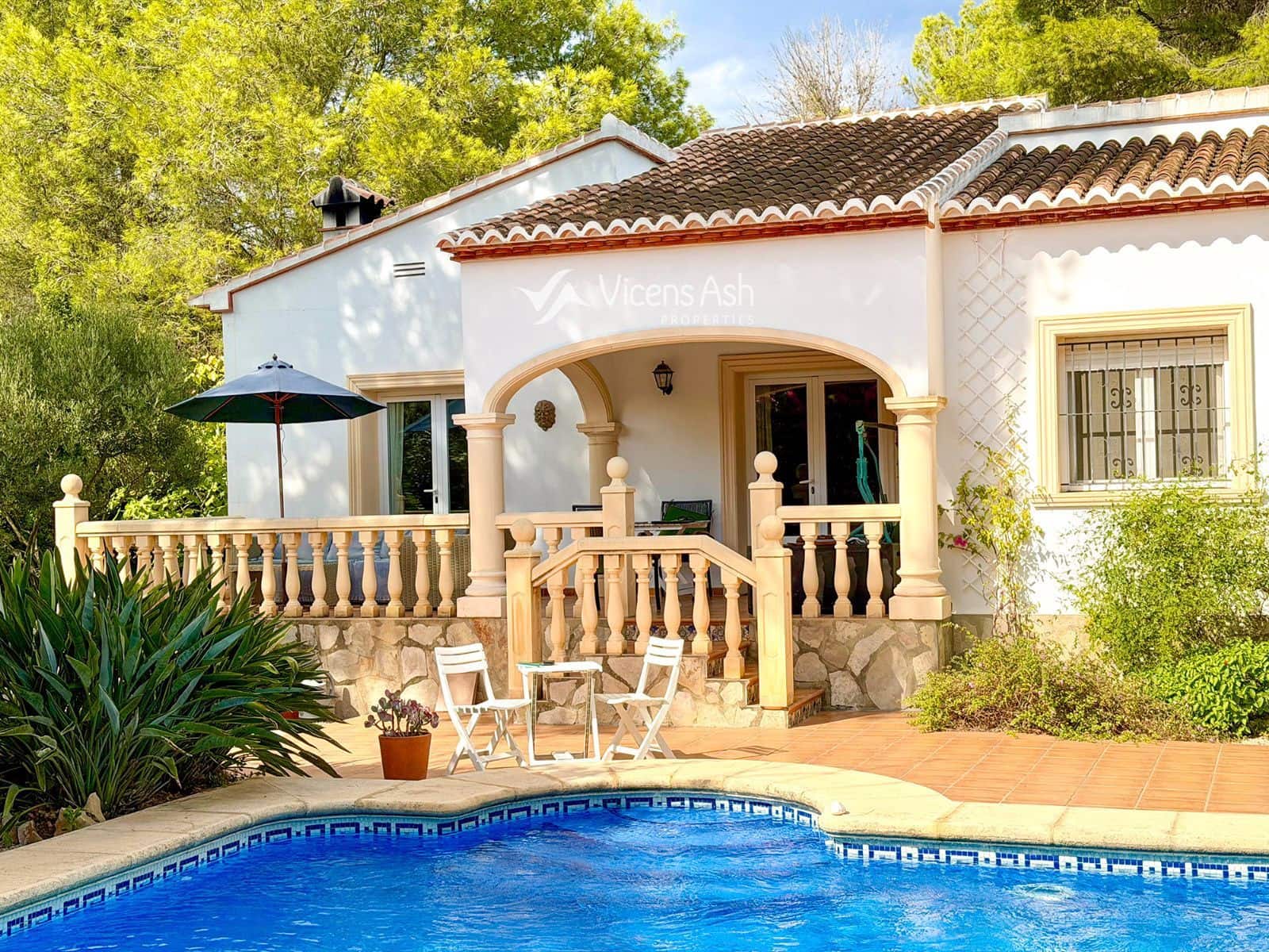 3 slaapkamer Villa te koop in Javea / Xabia met zwembad - € 595.000 (Ref: 10088450)