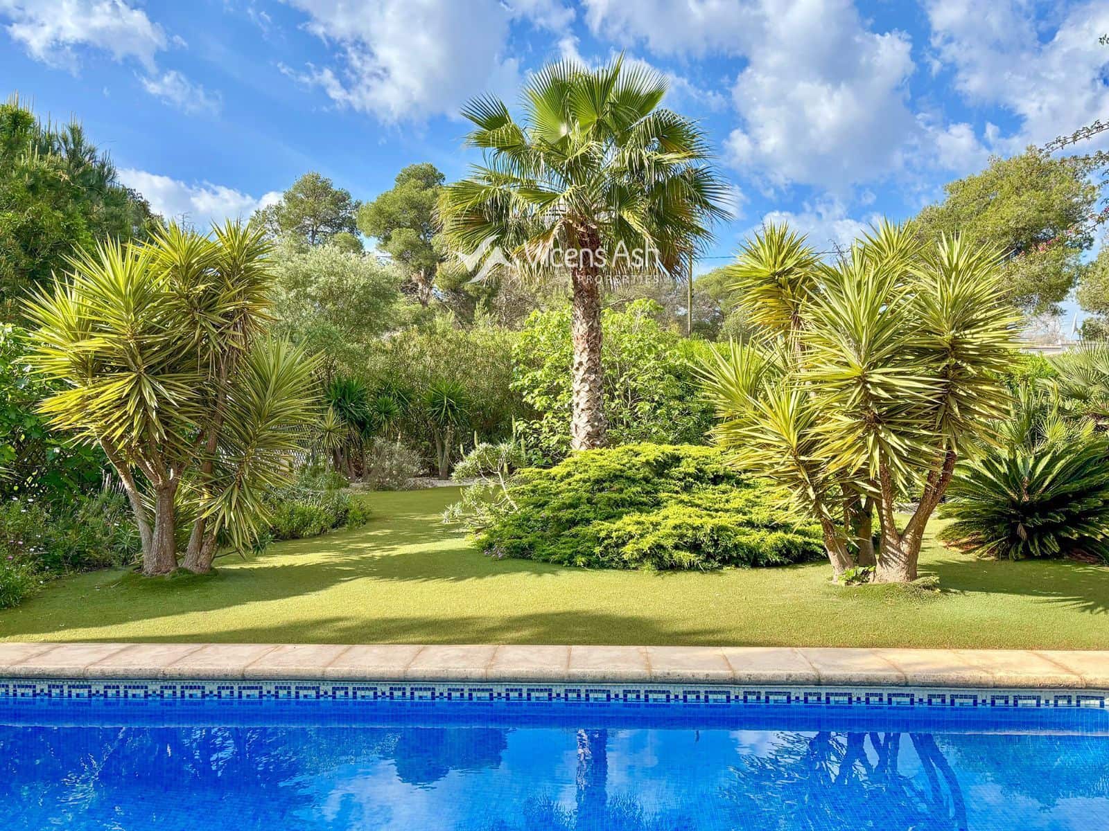3 slaapkamer Villa te koop in Javea / Xabia met zwembad - € 595.000 (Ref: 10088450)