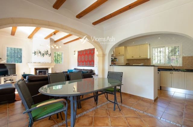 3 soverom Villa til salgs i La Granadella  - Costa Nova, Javea / Xàbia med svømmebasseng garasje - € 595 000 (Ref: 10088450)