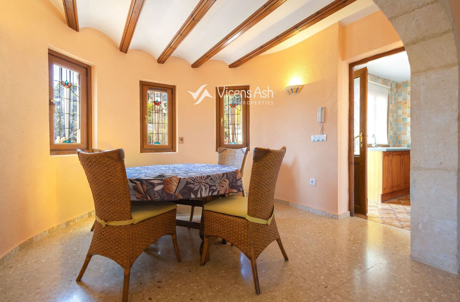 Chalet de 3 habitaciones en Javea / Xàbia en venta con piscina garaje - 545.000 € (Ref: 10111888)
