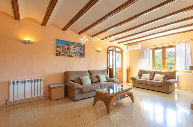 Chalet de 3 habitaciones en Partides comunes - Adsubia, Javea / Xàbia en venta con piscina garaje - 545.000 € (Ref: 10111888)